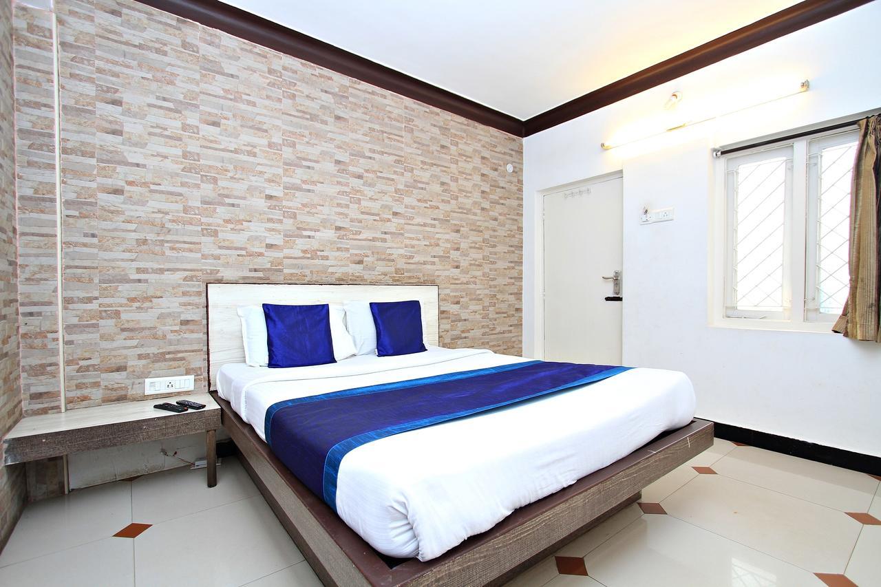 Hotel Pratham International Утакаманд Экстерьер фото