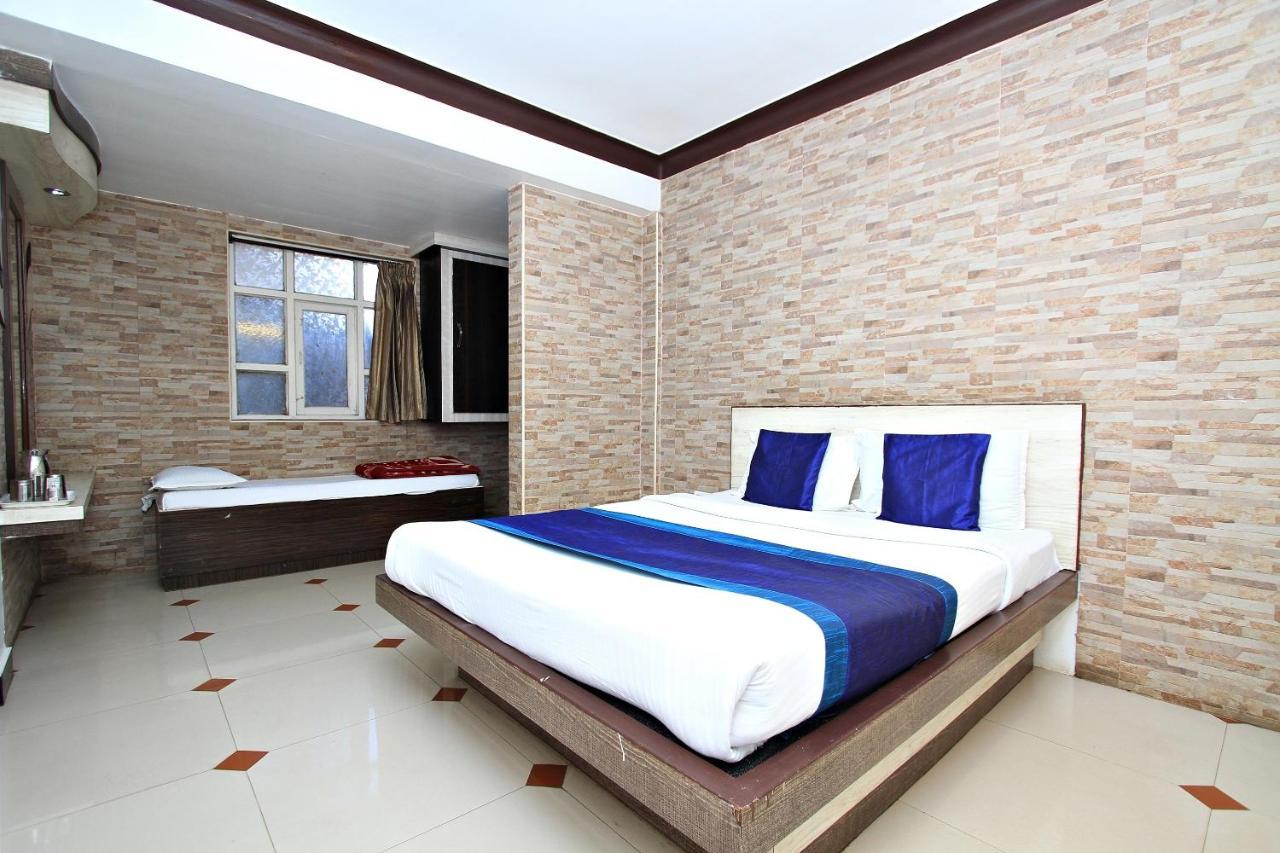 Hotel Pratham International Утакаманд Экстерьер фото