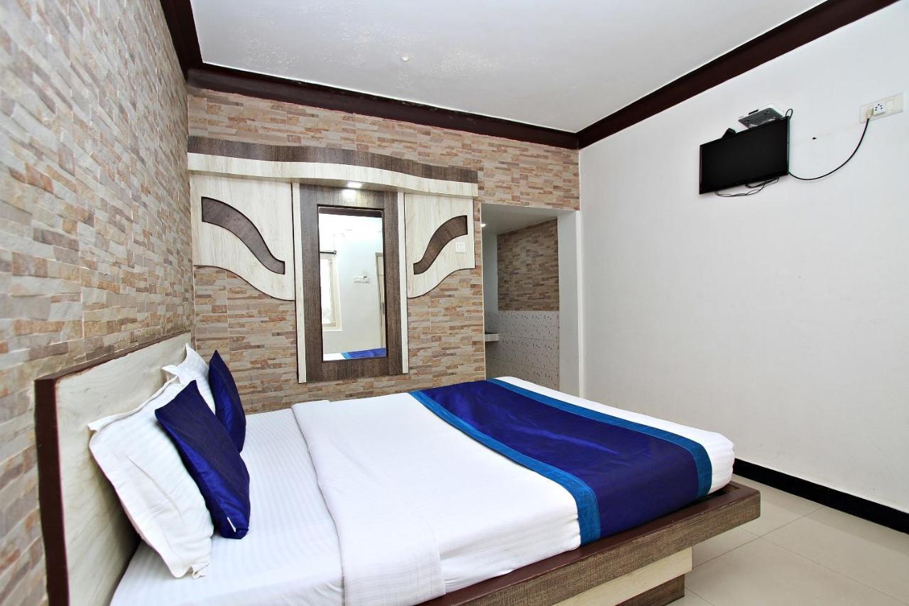 Hotel Pratham International Утакаманд Экстерьер фото